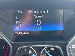 /photos/12539/2b6014c1-7914-1565-02a1-c6ba34fa4f1a_i320x240.jpg