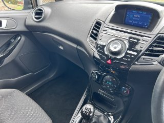 /photos/12539/5b828468-f209-ec17-fcf1-c63fa3bad0a7_i320x240.jpg