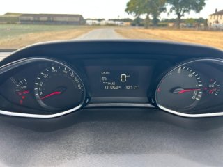 /photos/12539/70fef824-1c2d-6ae3-6d87-6366dae64f4f_i320x240.jpg