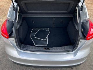 /photos/12539/8619cf75-db88-63e1-5ca0-8d886a97fc6e_i320x240.jpg