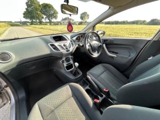 /photos/12539/a28897d4-025d-349f-1474-8154f9d467c4_i320x240.jpg