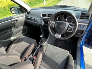 /photos/12539/a8f5025e-d516-4f8e-8e3b-6d37974e9a4d_i320x240.jpg