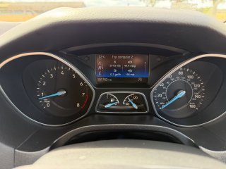 /photos/12539/ee801e8f-5016-65cb-9ac3-1cf792151d4c_i320x240.jpg