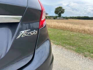 /photos/12539/f2bf1b6c-9979-73df-f9b9-23025f8e2006_i320x240.jpg